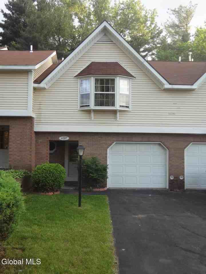4007 Chaucer Pl - Photo 2 of 50