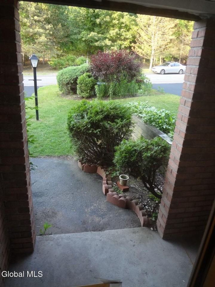 4007 Chaucer Pl - Photo 4 of 50