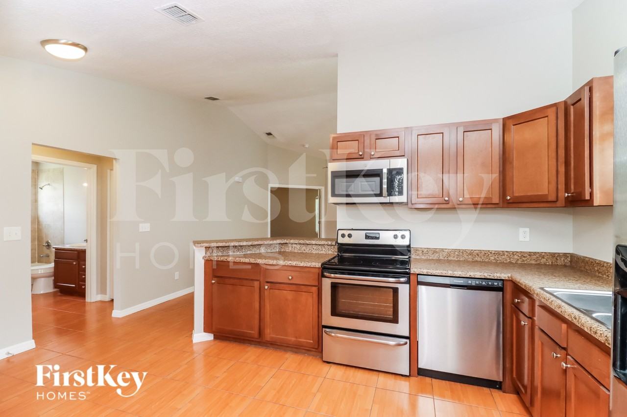1805 Coyote Pl - Photo 7 of 16