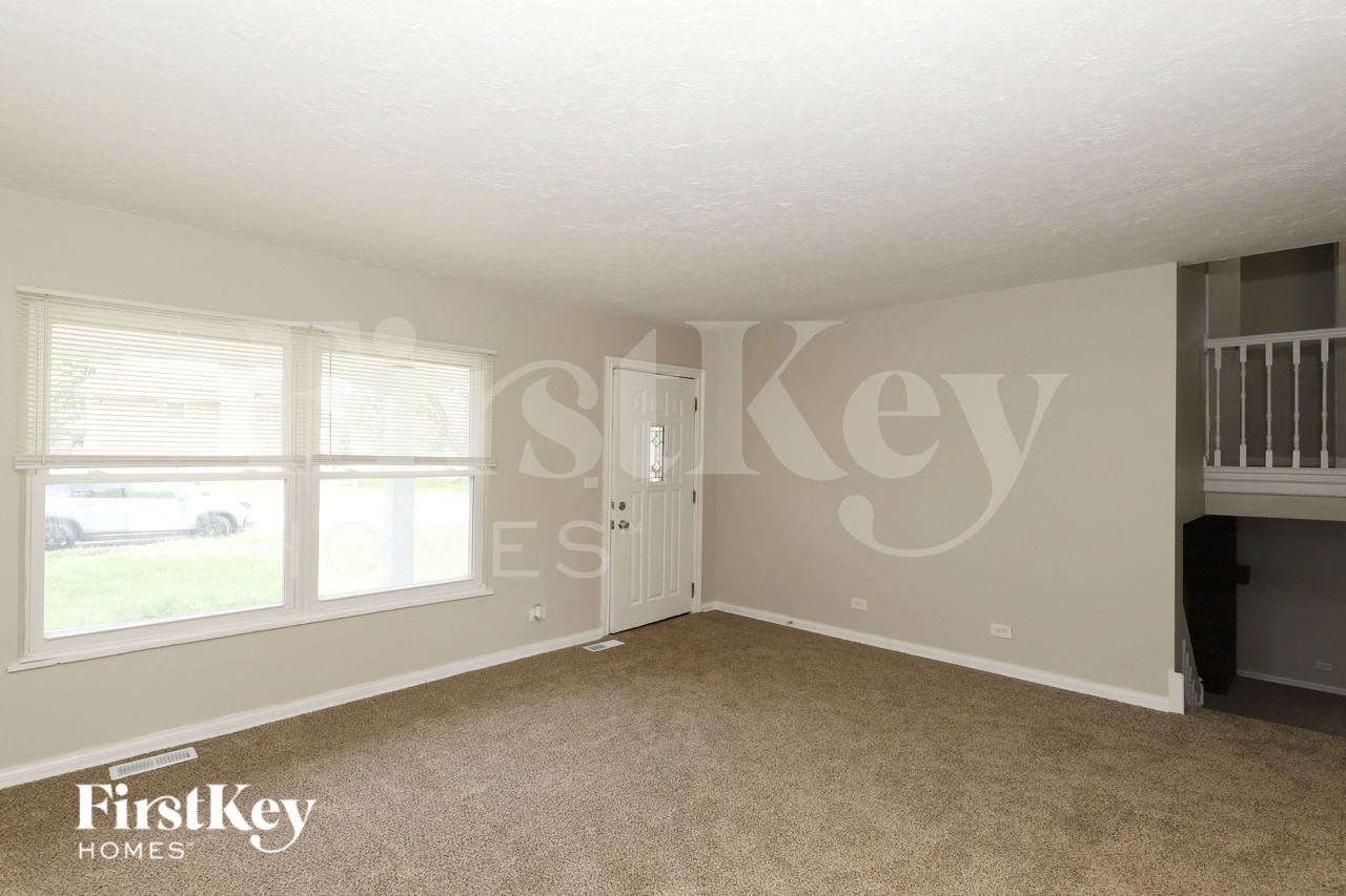 1397 Davine Dr - Photo 2 of 19