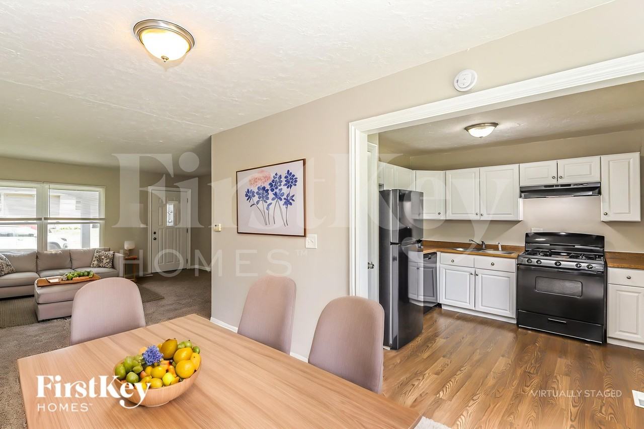 1397 Davine Dr - Photo 6 of 19