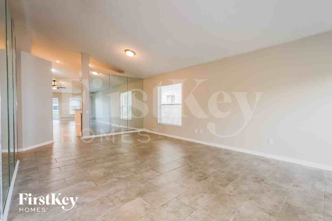 10519 Walker Vista Dr - Photo 2 of 16