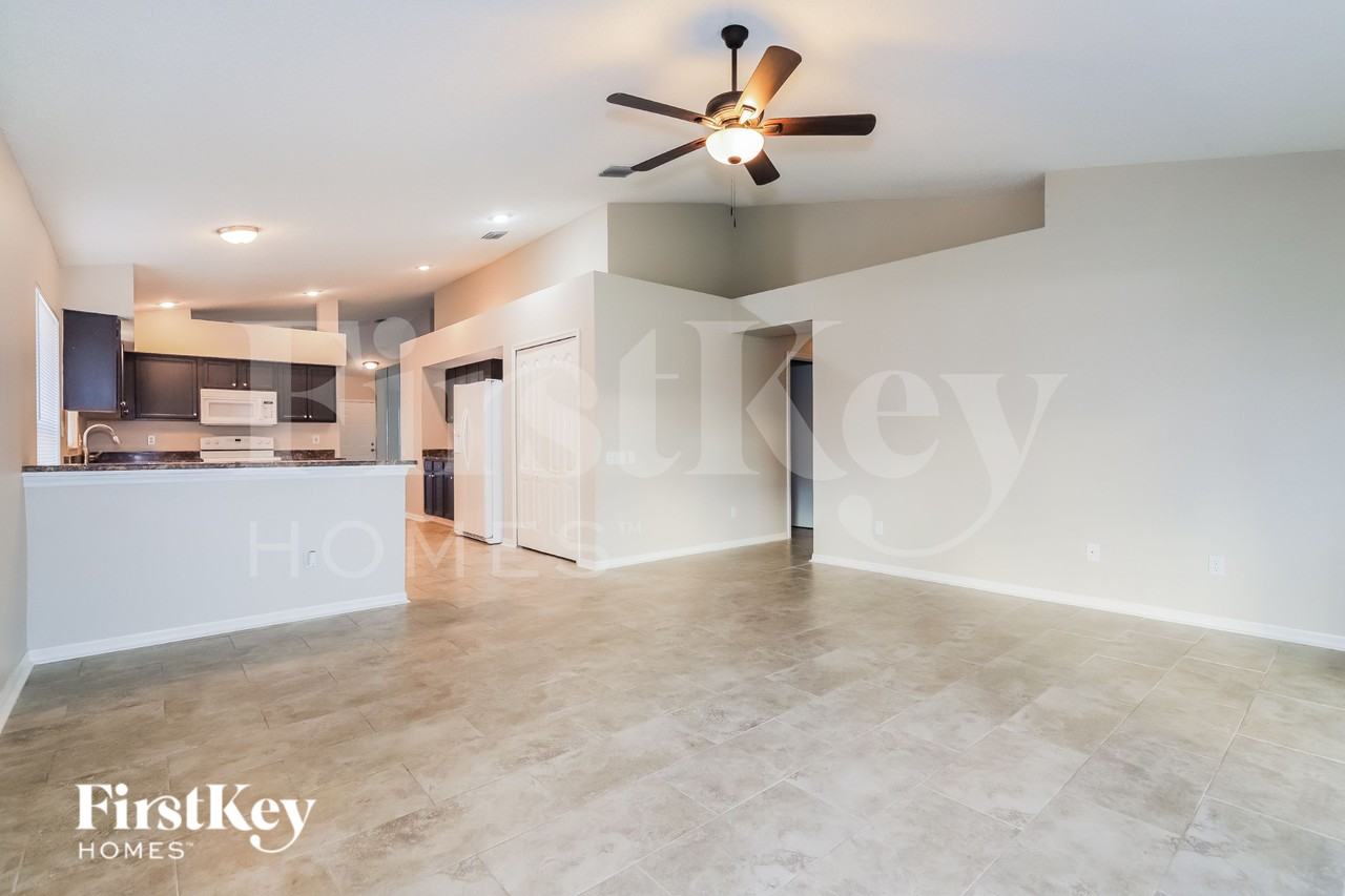 10519 Walker Vista Dr - Photo 5 of 16