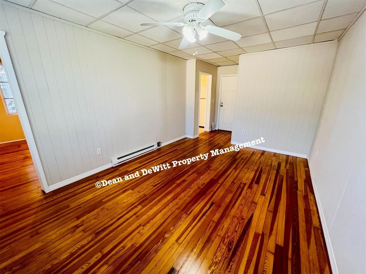 1233 Oak St Ne #7 - Photo 3 of 14