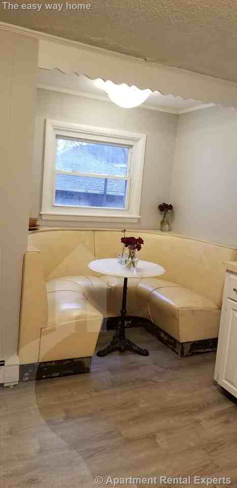 17 Irving St #1 - Photo 2 of 14
