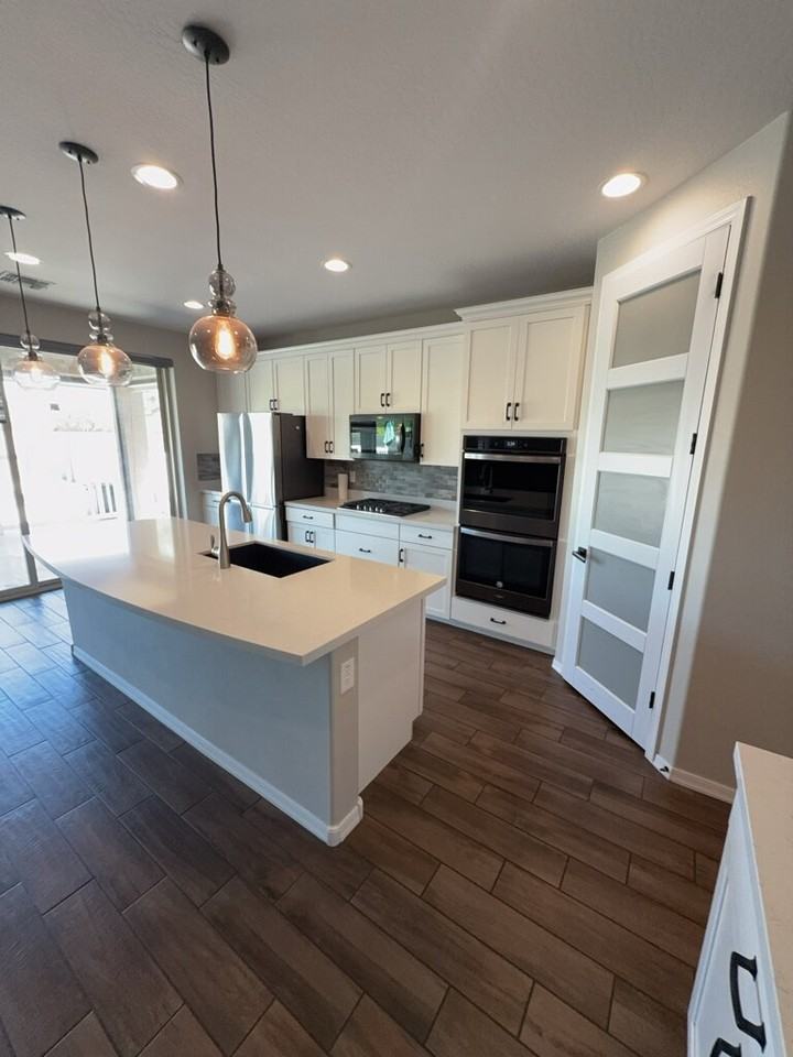 5525 N 187th Ln - Photo 5 of 32
