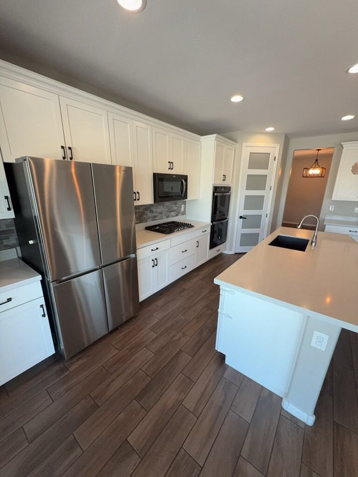 5525 N 187th Ln - Photo 4 of 32