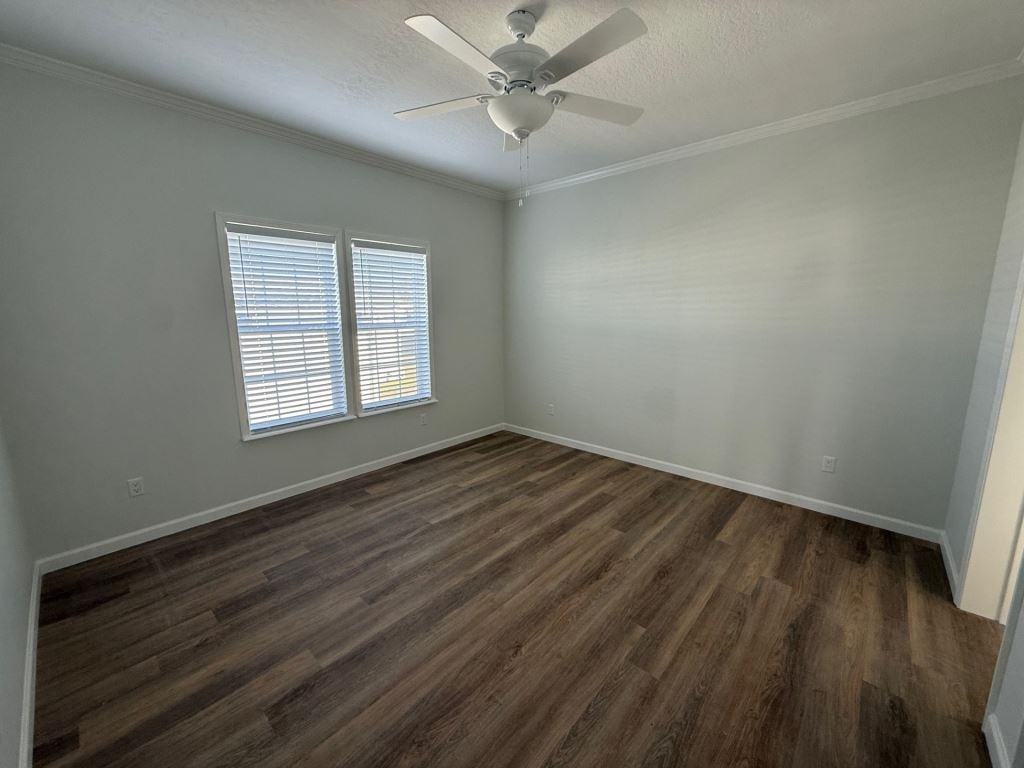 1635 Voyager Dr - Photo 2 of 16