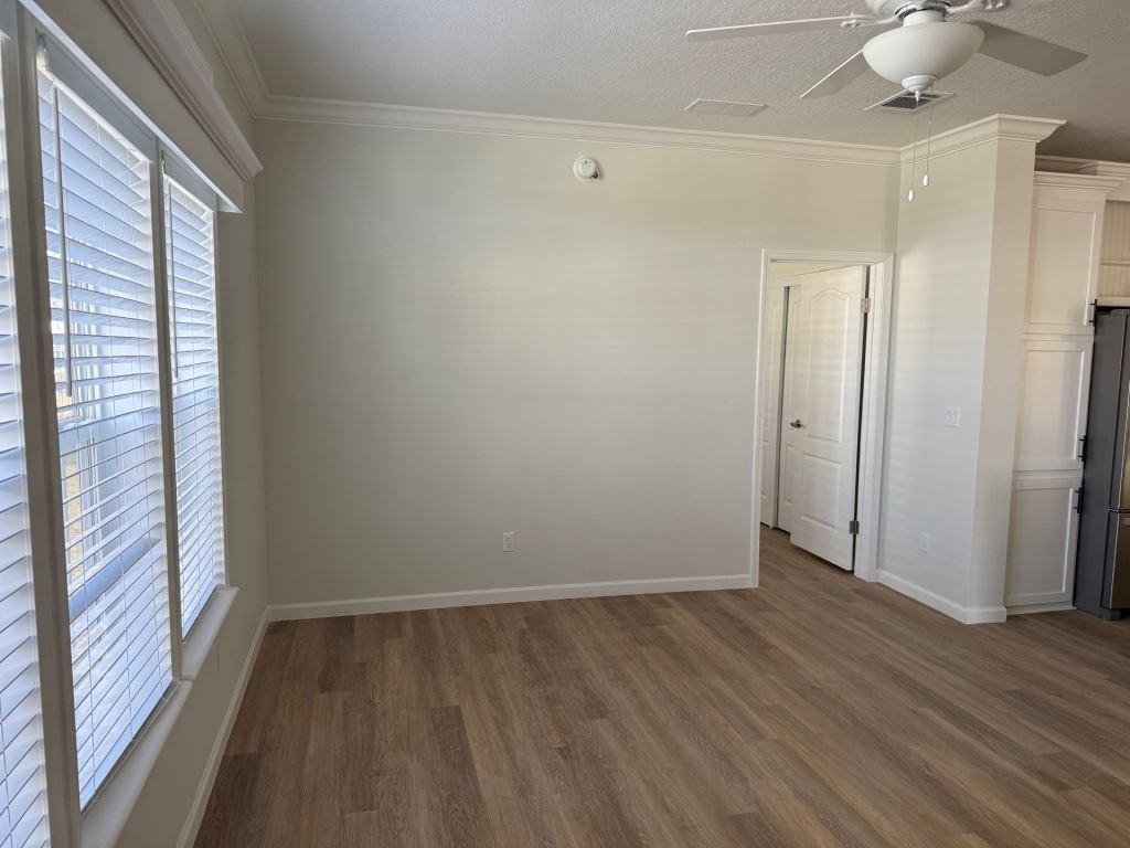 1635 Voyager Dr - Photo 4 of 16