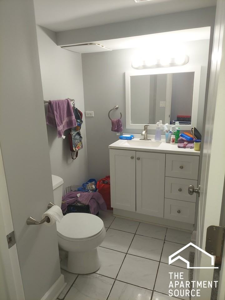 3828 N Francisco Ave #G - Photo 5 of 5
