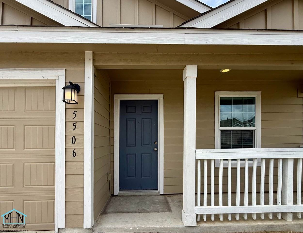 5506 Basil Chase - Photo 2 of 15