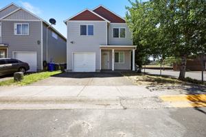 featured image of 12564 Se Ramona St