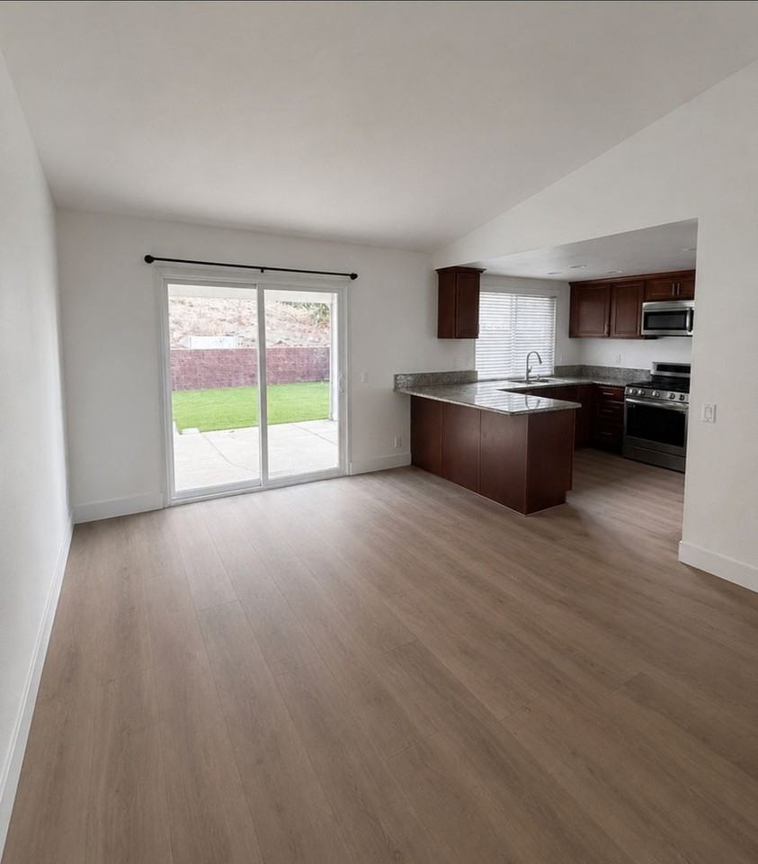 169 Ely St - Photo 2 of 16