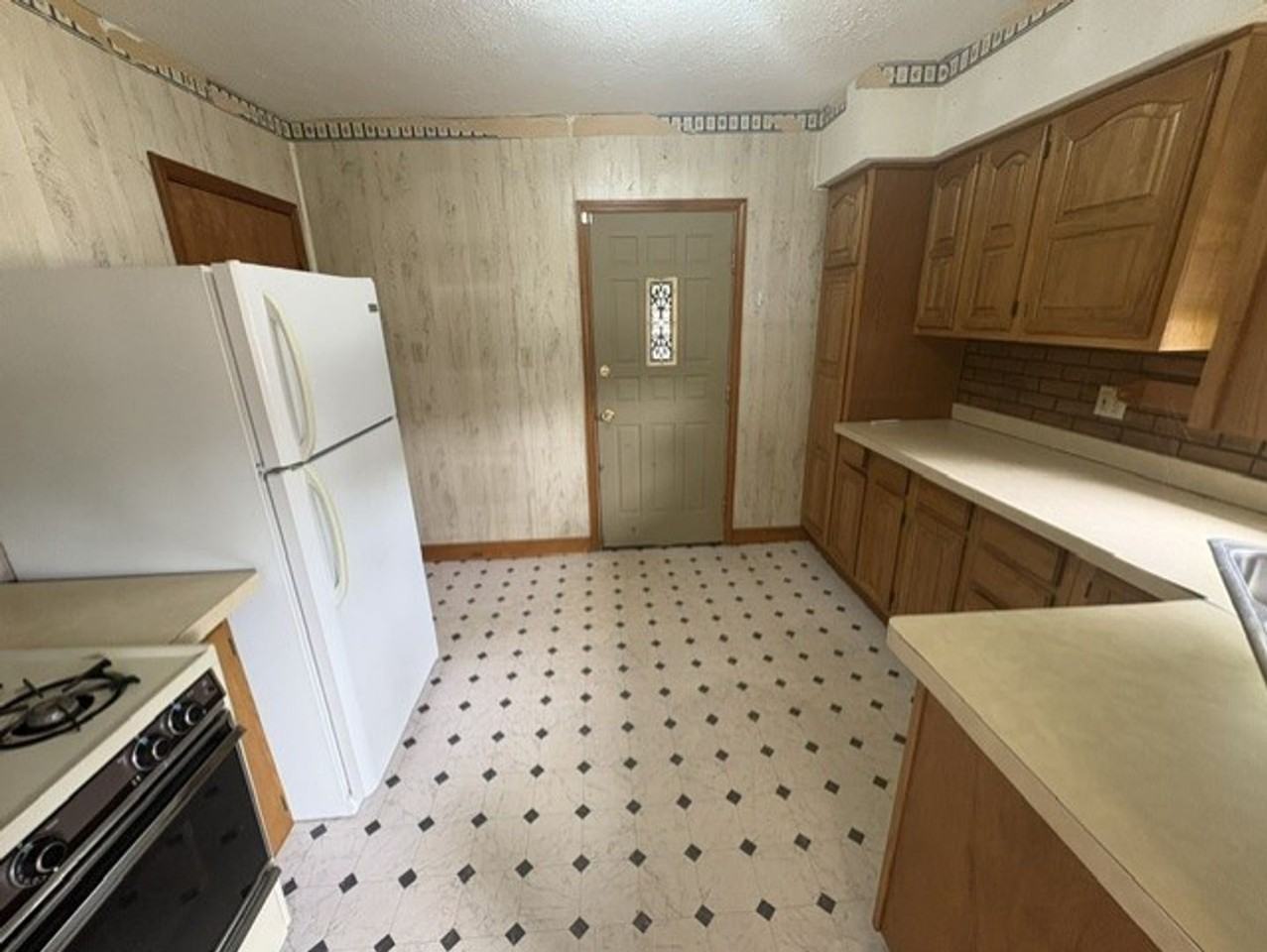 1169 Weiser Ave - Photo 6 of 11