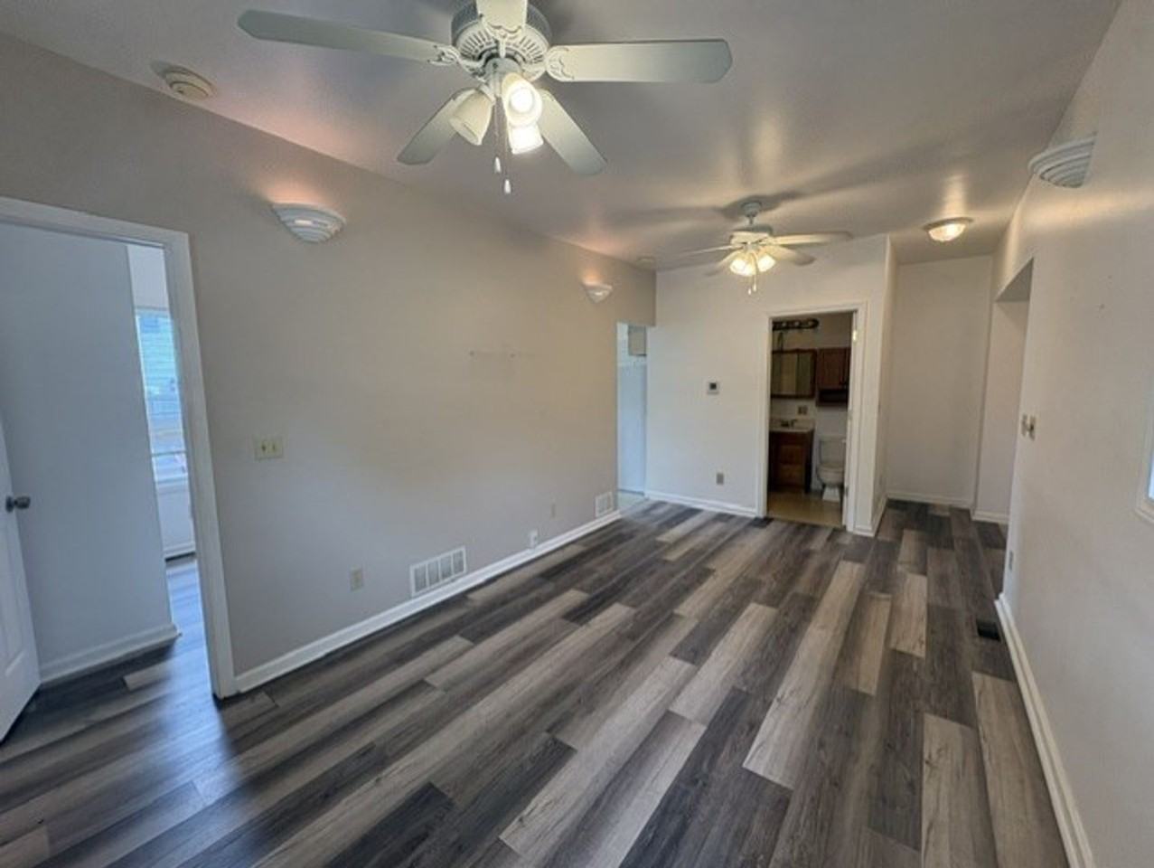 631 Viewpoint Ave - Photo 2 of 10