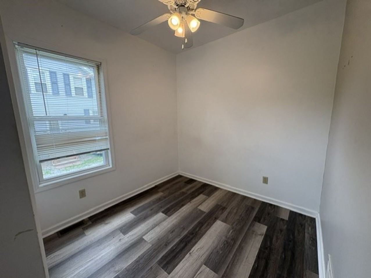 631 Viewpoint Ave - Photo 7 of 10