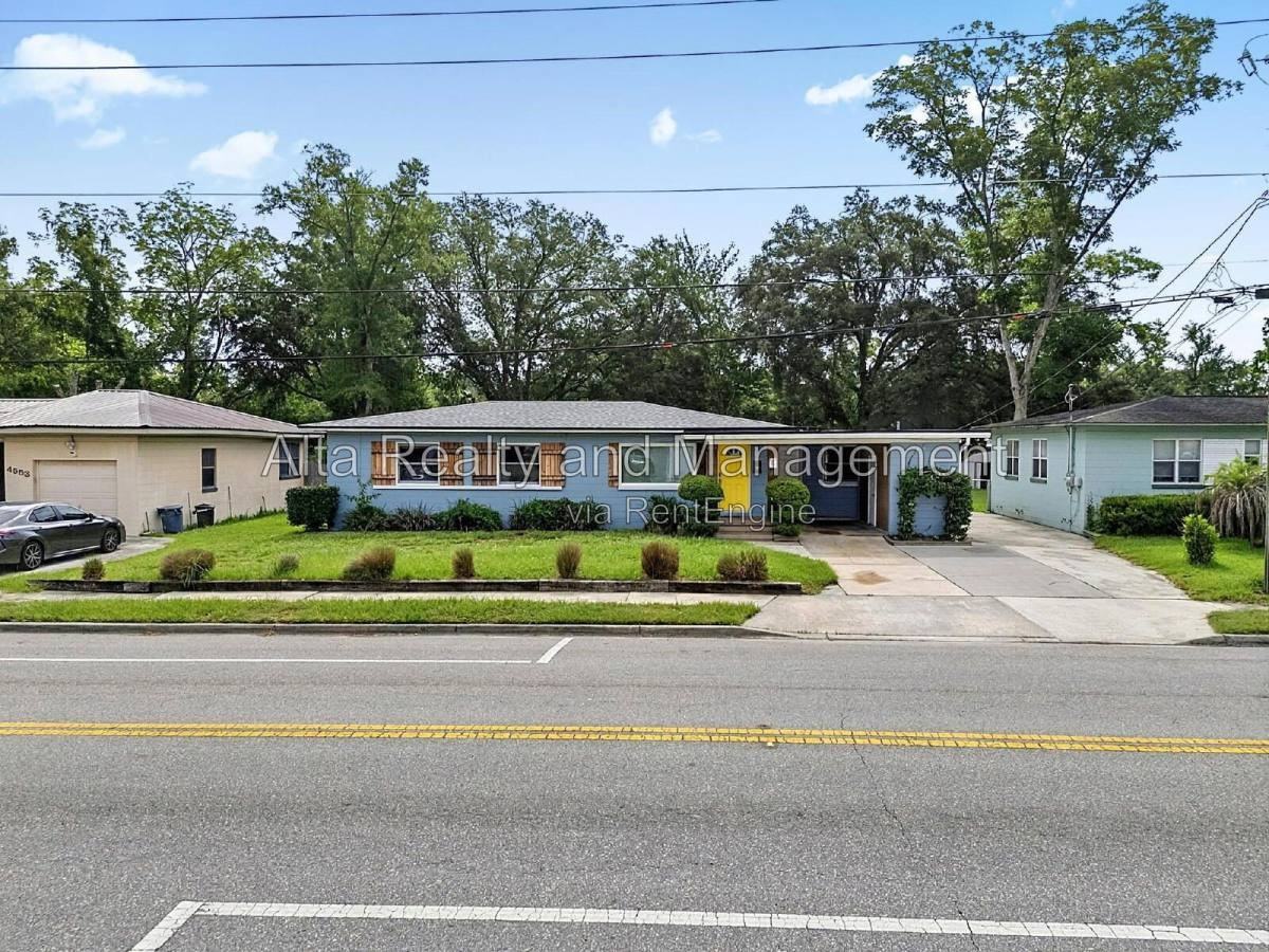 4603 Jammes Rd - Photo 2 of 10