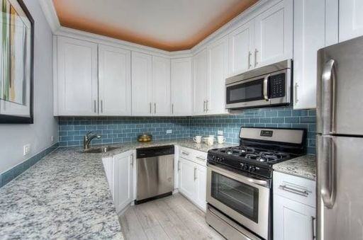 15 N Vail Ave #208V