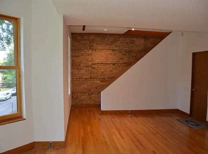 919 Pleasant St #2F - Photo 5 of 9