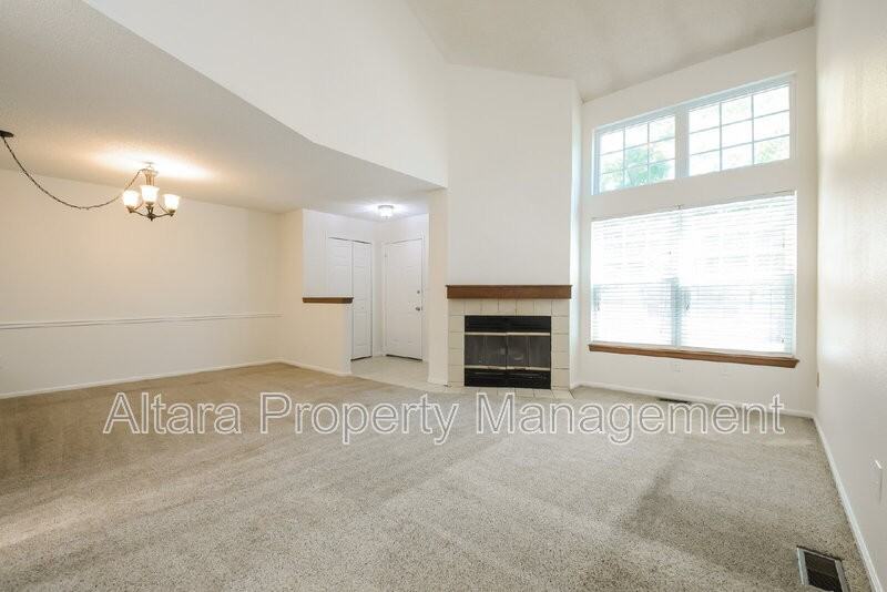 10041 E Mexico Ave - Photo 4 of 19
