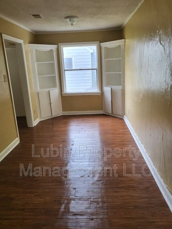 1866 Valley Blvd - Photo 2 of 6