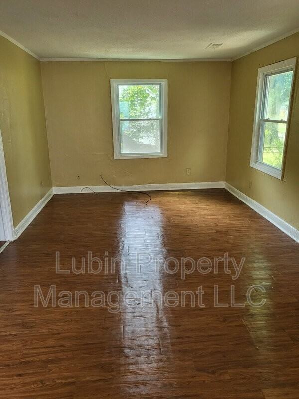 1866 Valley Blvd - Photo 3 of 6