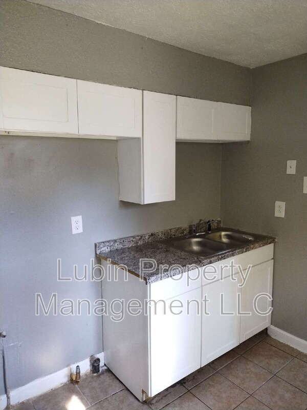 1207 Cannon St - Photo 5 of 7