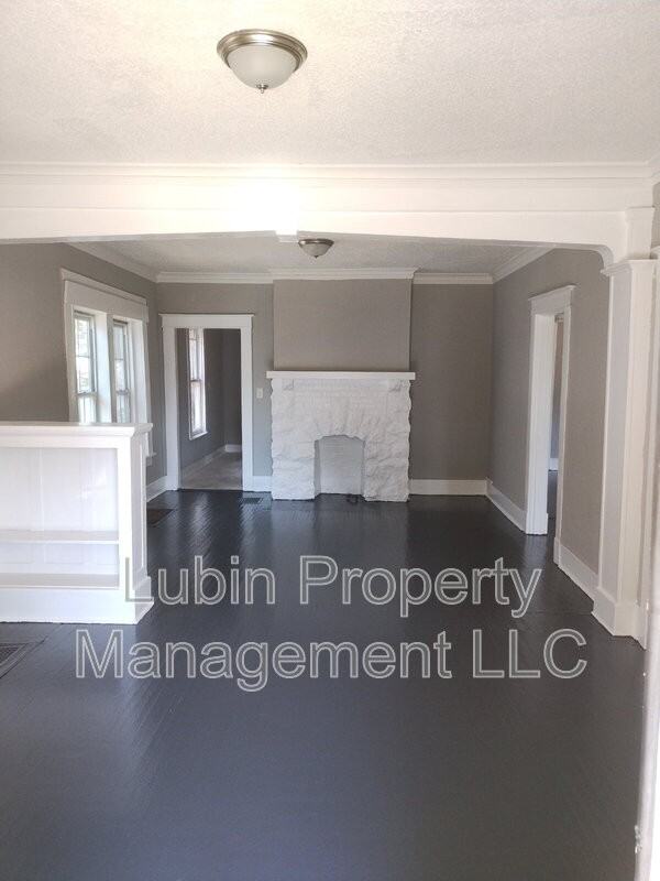 1628 E Mclemore Ave - Photo 2 of 10