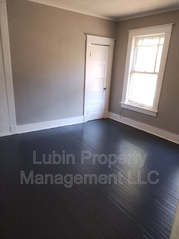 1628 E Mclemore Ave - Photo 4 of 10