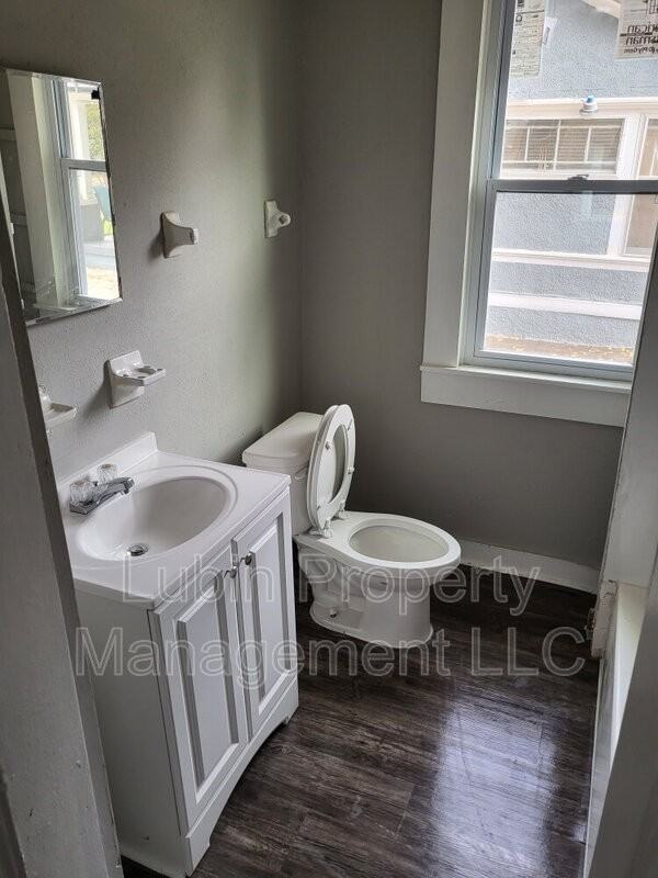 1628 E Mclemore Ave - Photo 6 of 10