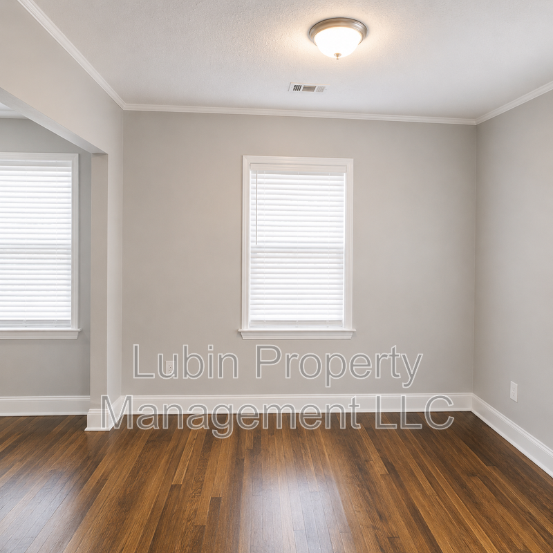 1134 Atlantic St - Photo 6 of 7