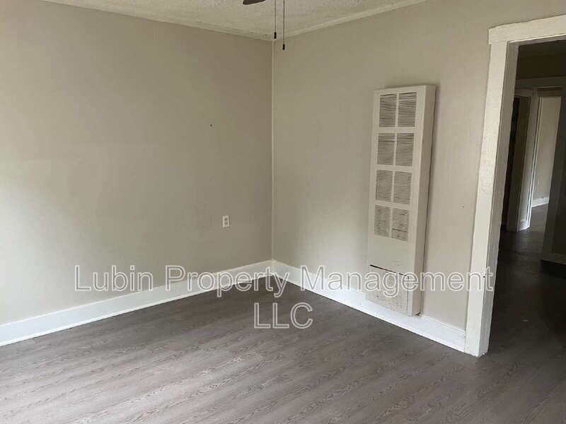 1575 Cella St - Photo 2 of 5