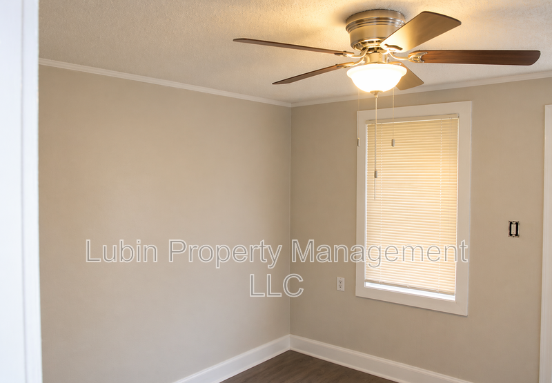 1575 Cella St - Photo 3 of 5