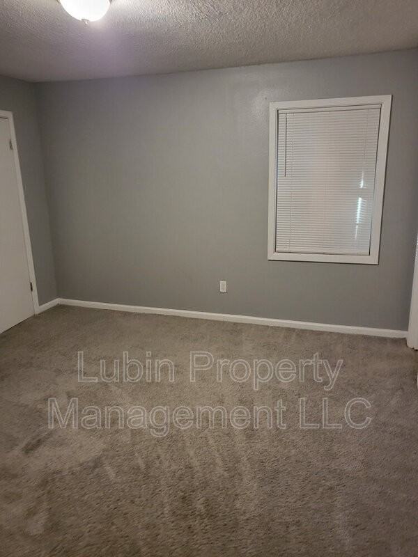 3761 Maple Leaf Cv - Photo 3 of 7