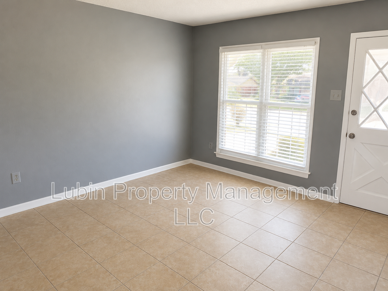 590 Blackhawk Rd - Photo 2 of 9