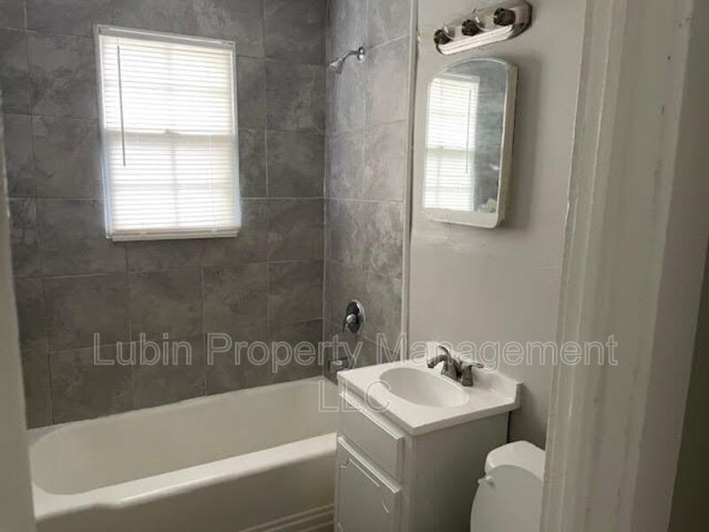 781 David St - Photo 6 of 12