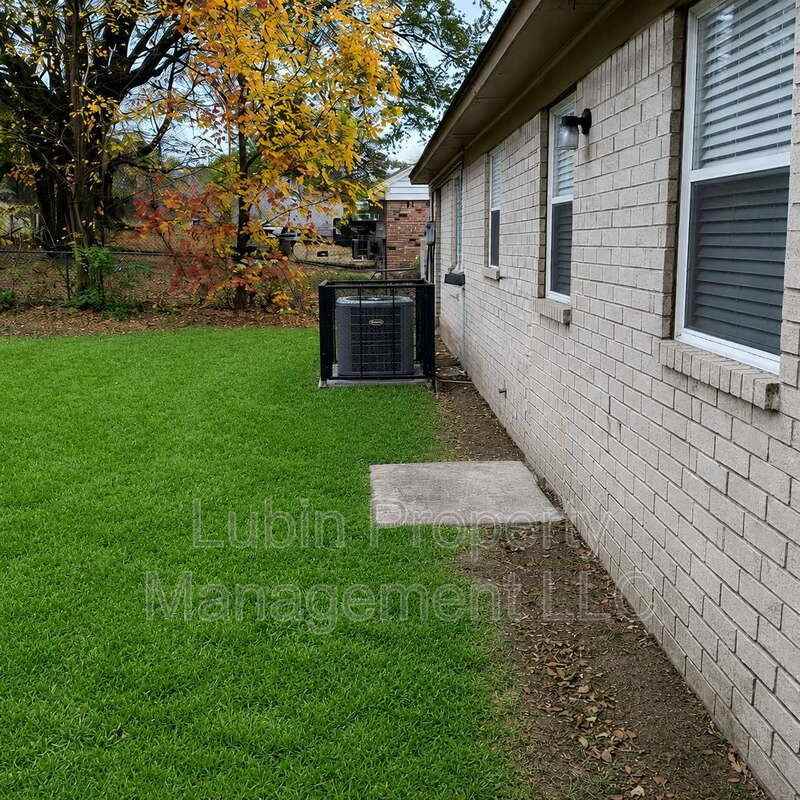 1221 Tahoe Rd - Photo 2 of 9