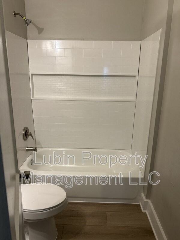 2412 Forest Ave - Photo 5 of 8