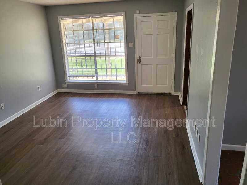 3392 Barron Ave - Photo 2 of 7