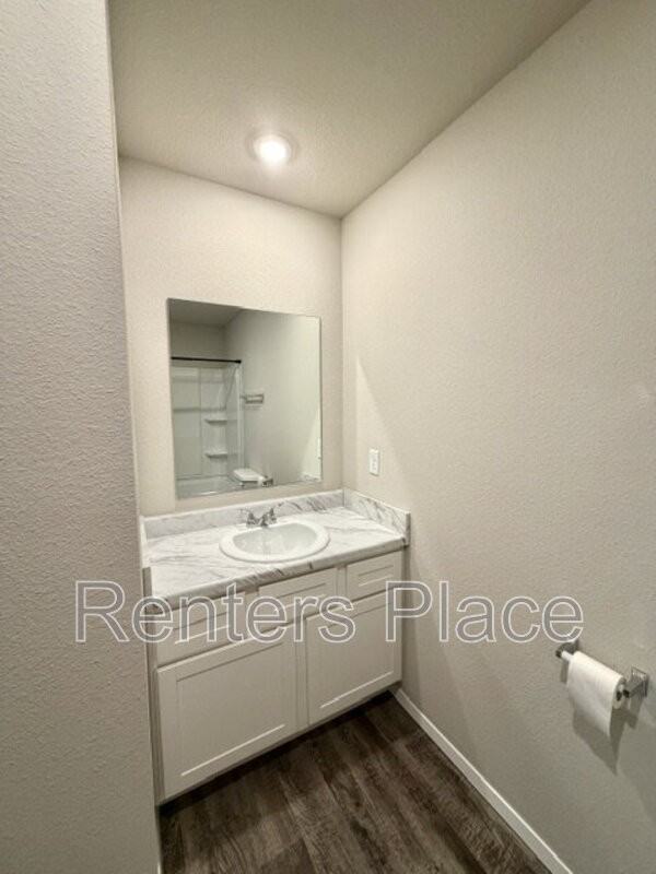 23246 E 113th St S - Photo 7 of 17
