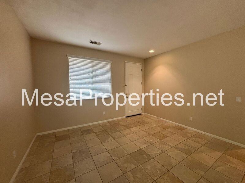 16677 Desert Lily St - Photo 4 of 29