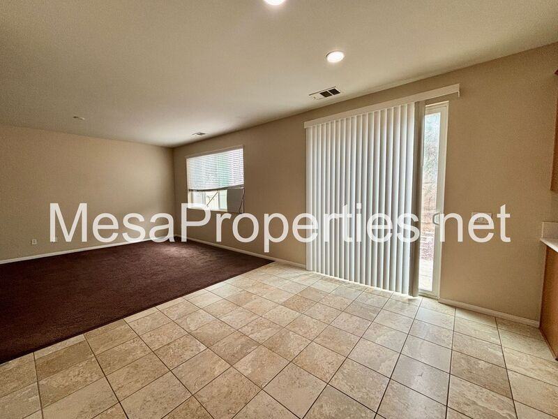 16677 Desert Lily St - Photo 7 of 29