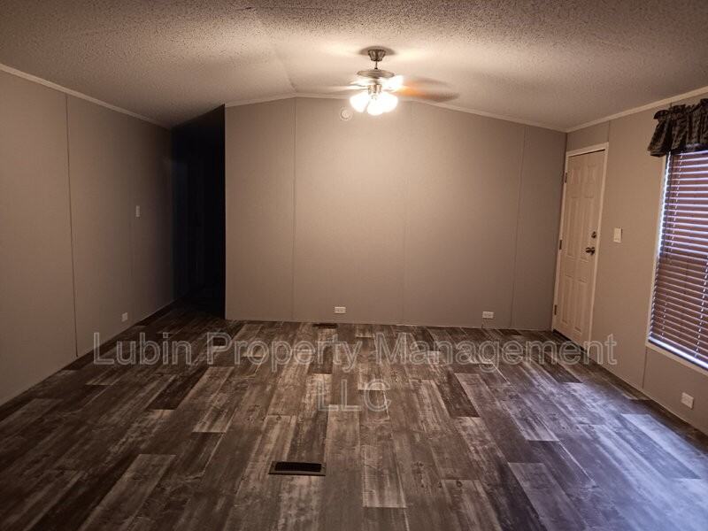 4 Daphney - Photo 3 of 6