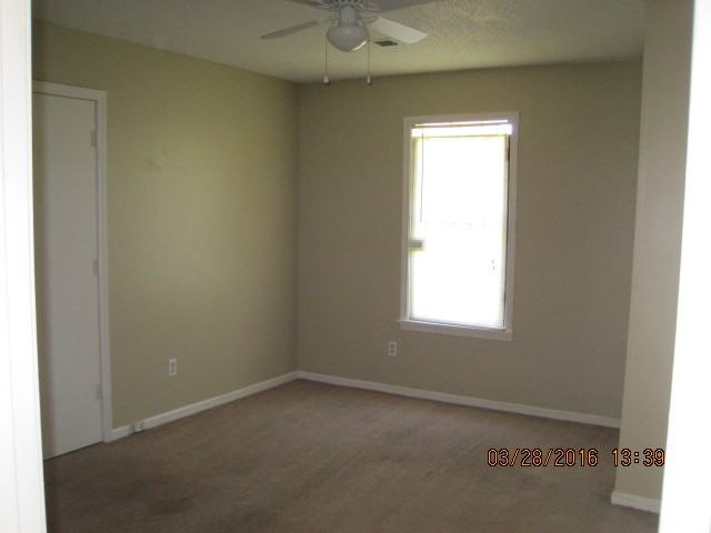 1509 W Shelby Dr - Photo 3 of 5