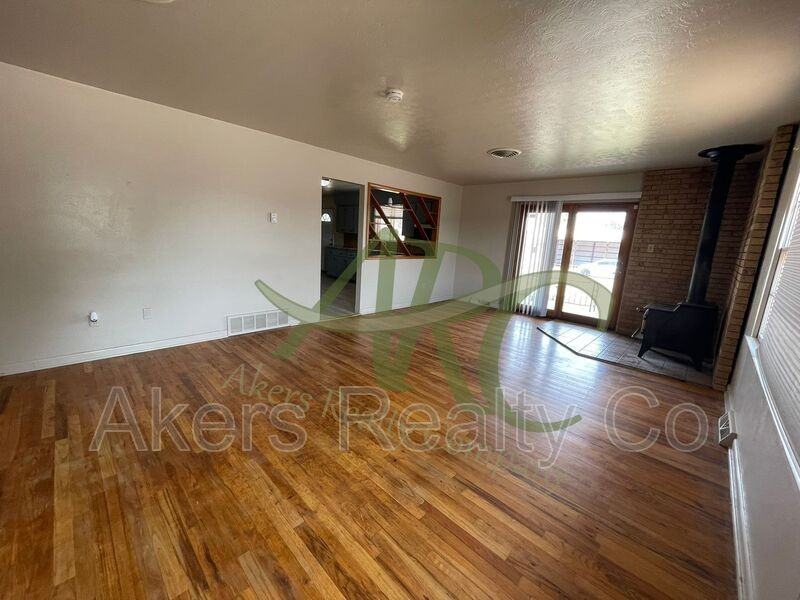 25759 E Us Highway - Photo 5 of 27
