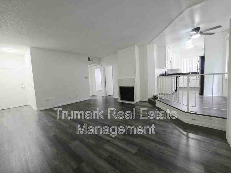 14605 Burbank Blvd #103 - Photo 2 of 13