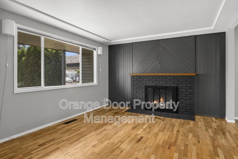 1611 Wheeler St S #1 - Photo 4 of 41