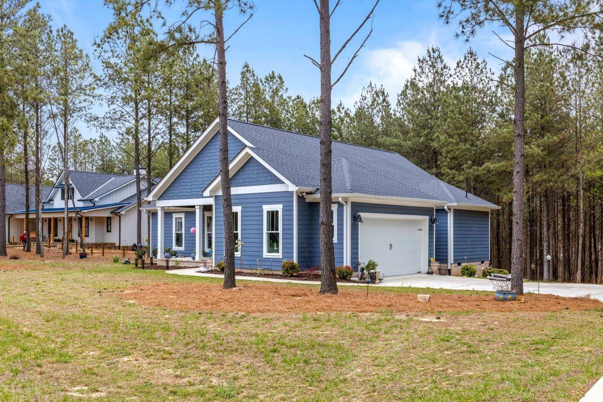 3475 Crockett Pointe - Photo 3 of 50