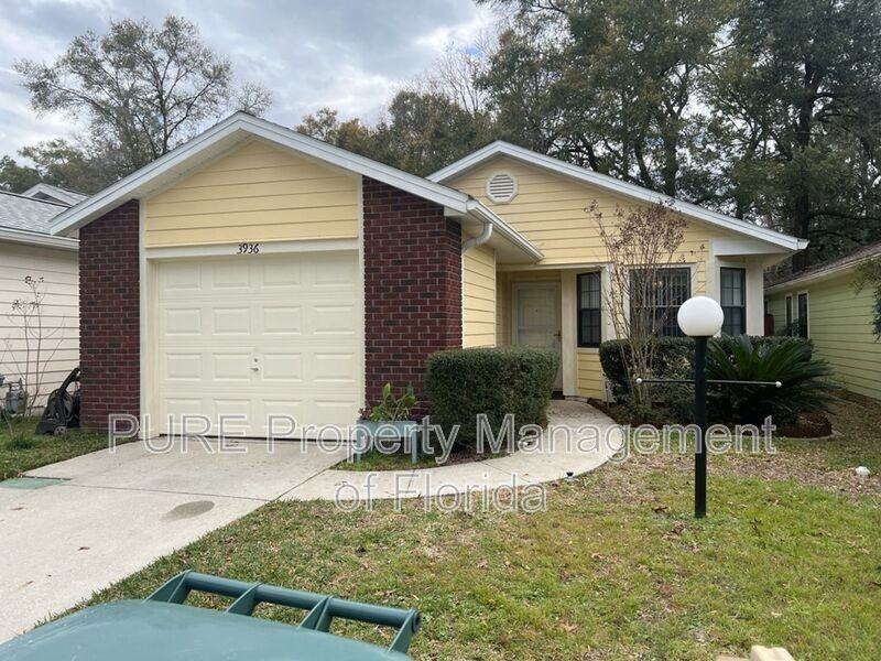 3936 Ne 21st Ln - Photo 2 of 33