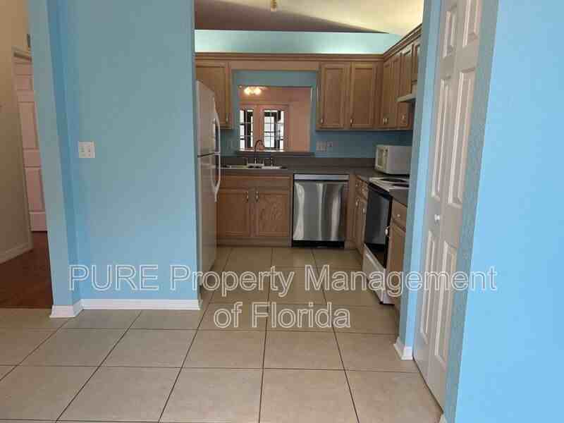 3936 Ne 21st Ln - Photo 4 of 33